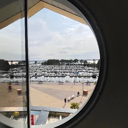 Cosy Vue Sur Lac דירה *